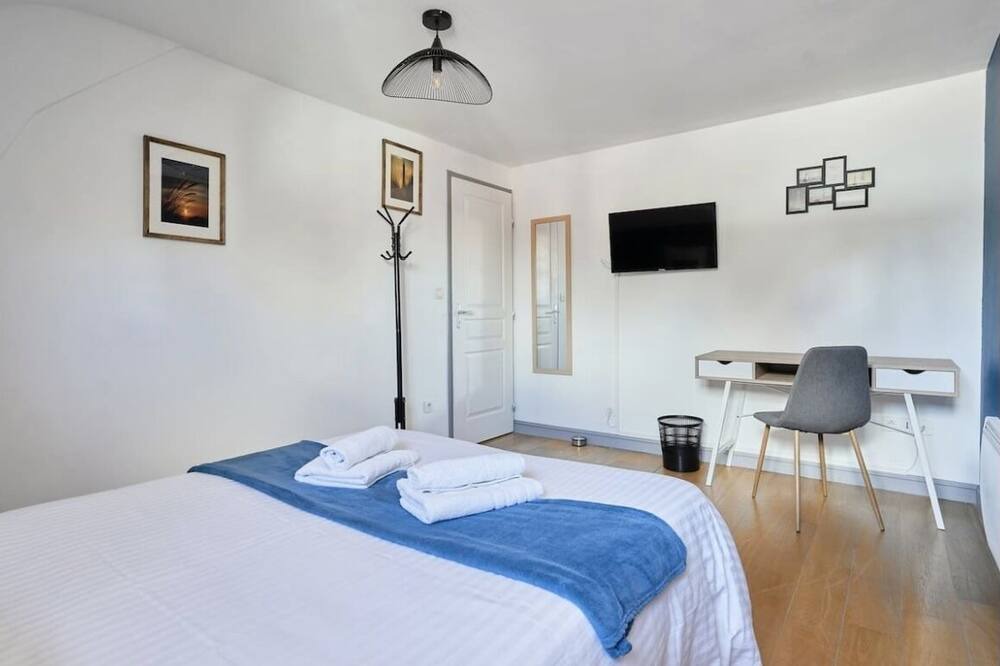 Photo of Bedroom in Brequerecque