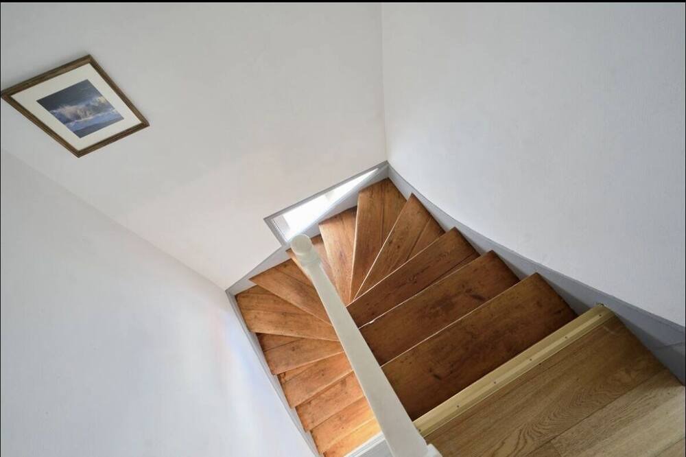 Photo of Bedroom in Brequerecque