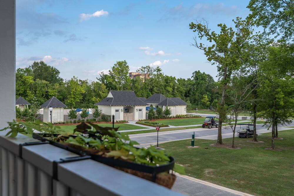 Photo of Outdoor in Highlands - Perkins