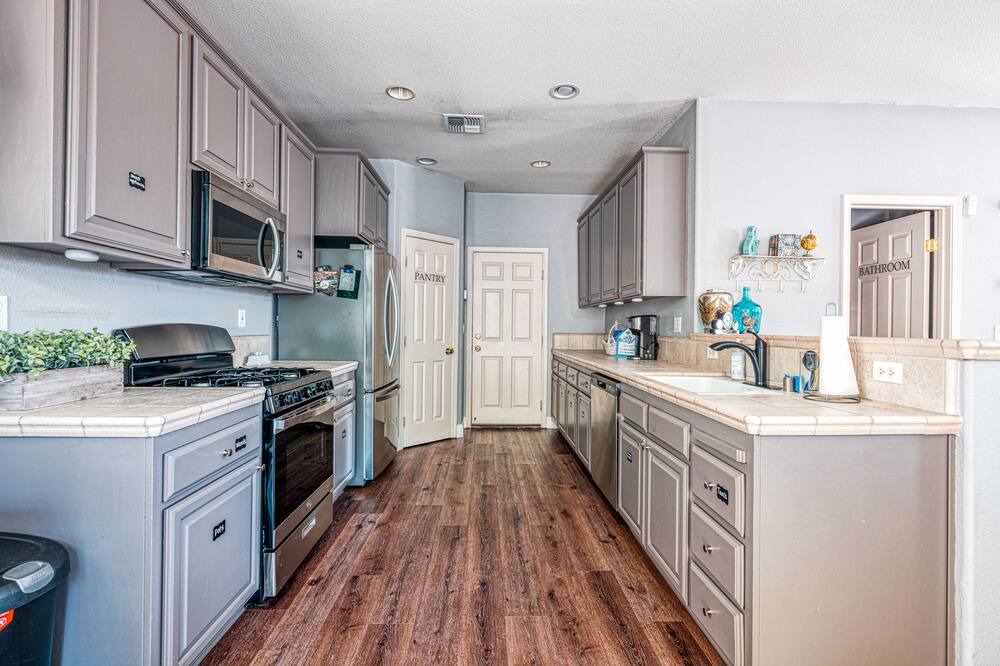 Photo of Kitchen in Regency Park
