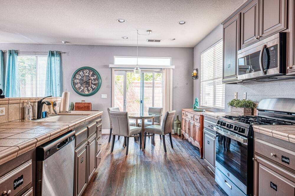 Photo of Kitchen in Regency Park