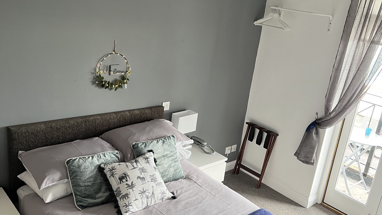 Photo of Bedroom in Sandgate