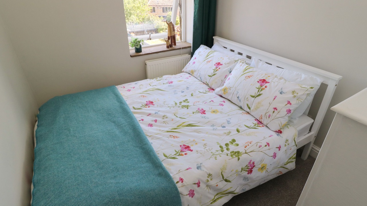 Photo of Others in Honley