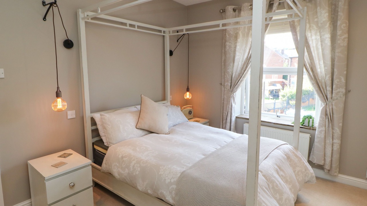 Photo of Others in Honley