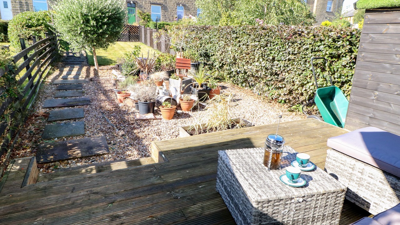 Photo of Patio Balcony in Honley