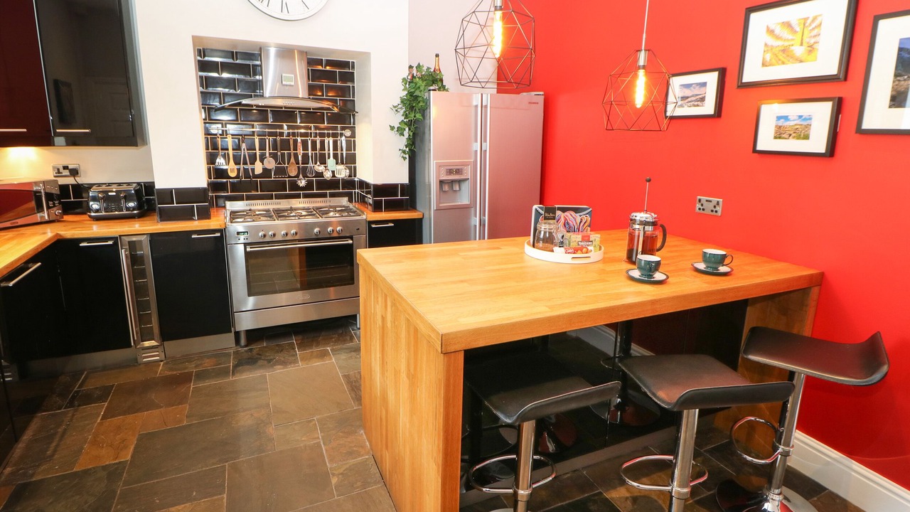 Photo of Others in Honley