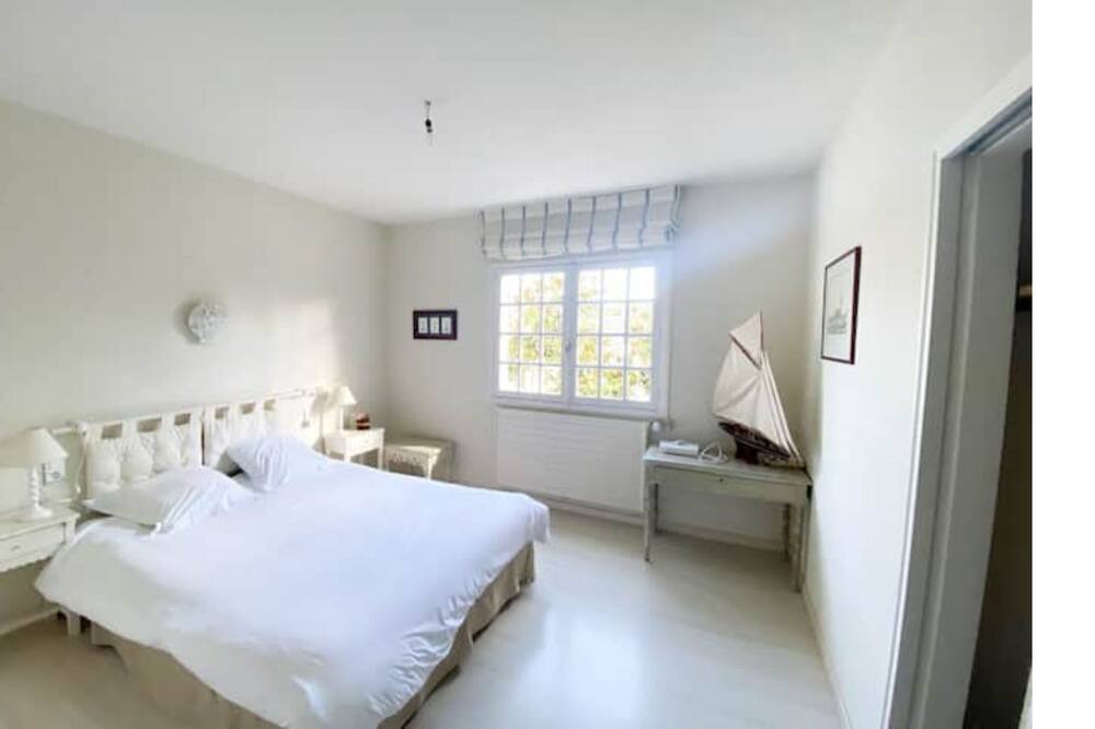 Photo of Bedroom in Le Croisic