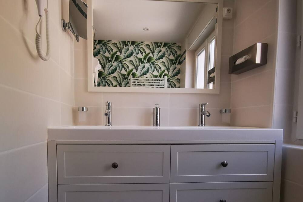 Photo of Bathroom in Saint-Valery-en-Caux