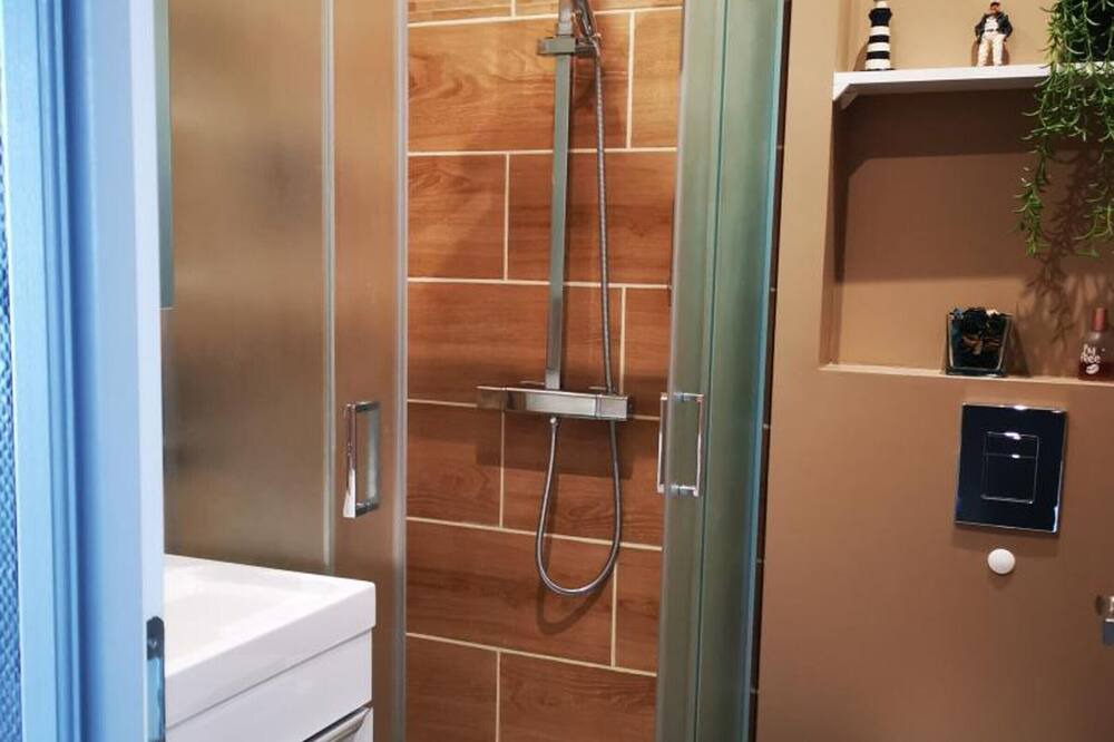 Photo of Bathroom in Saint-Valery-en-Caux