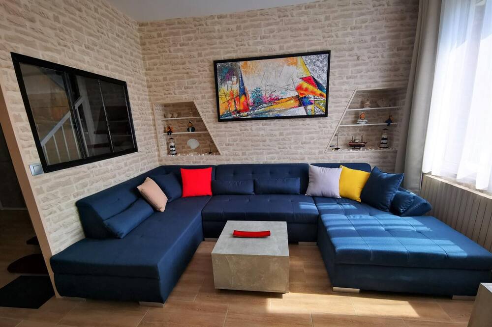 Photo of Livingroom in Saint-Valery-en-Caux