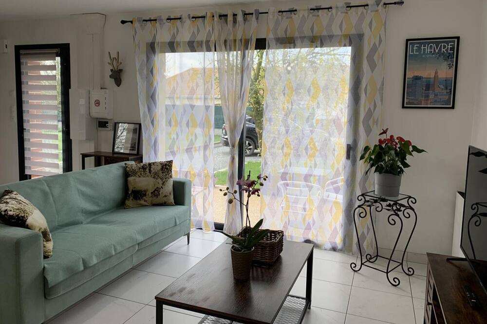Photo of Livingroom in Octeville-sur-Mer