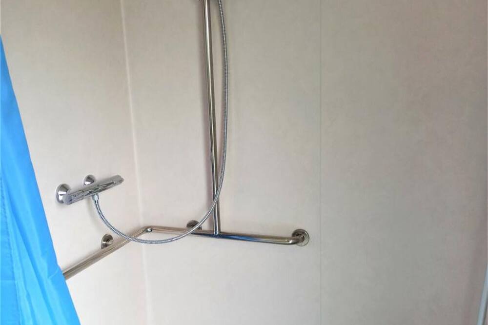 Photo of Bathroom in Paluel