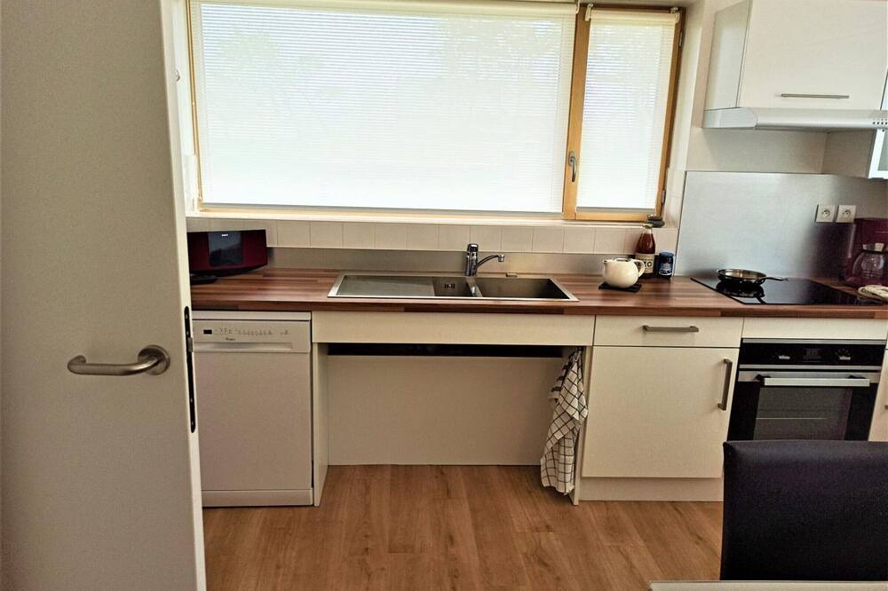 Photo of Kitchen in Paluel