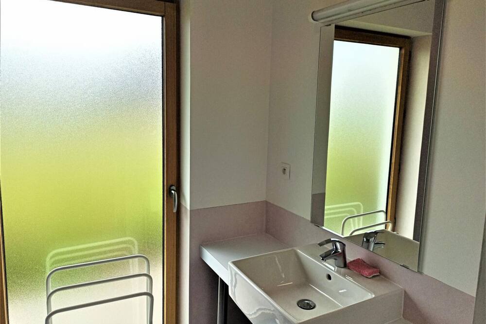 Photo of Bathroom in Paluel