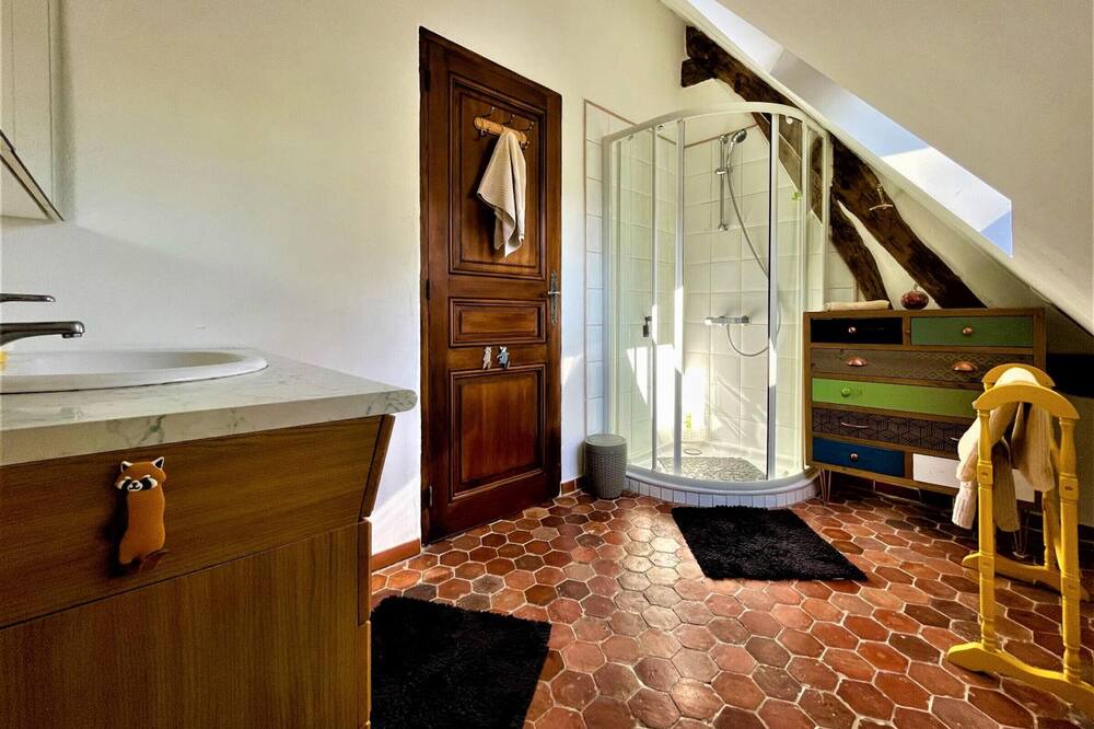Photo of Bedroom in Isneauville