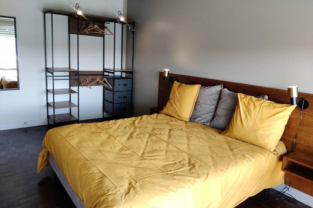 Photo of Bedroom in Downtown Le Havre