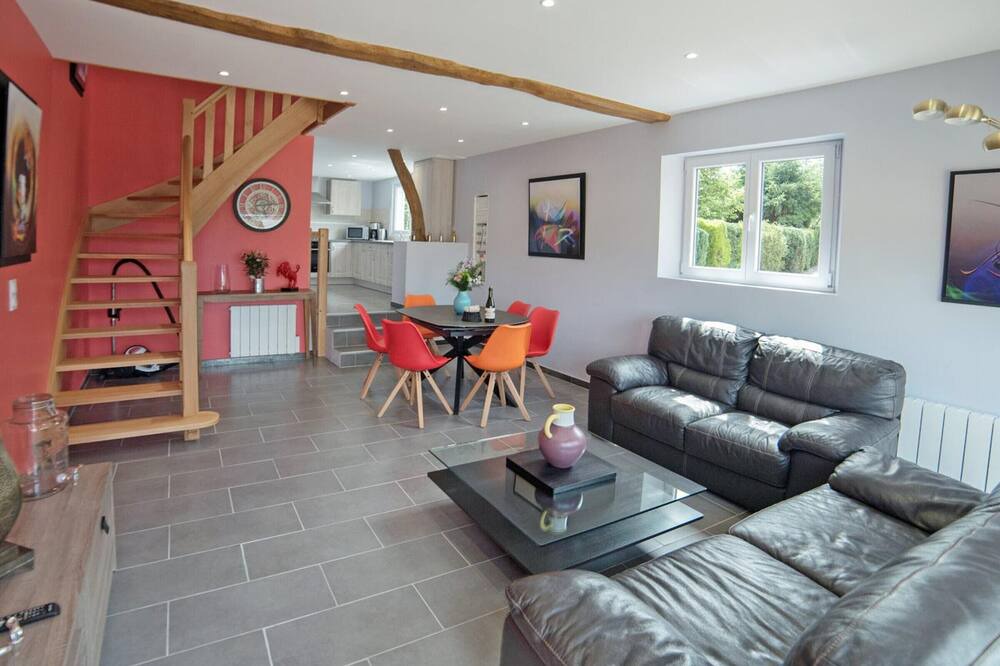 Photo of Livingroom in Neufchatel-en-Bray