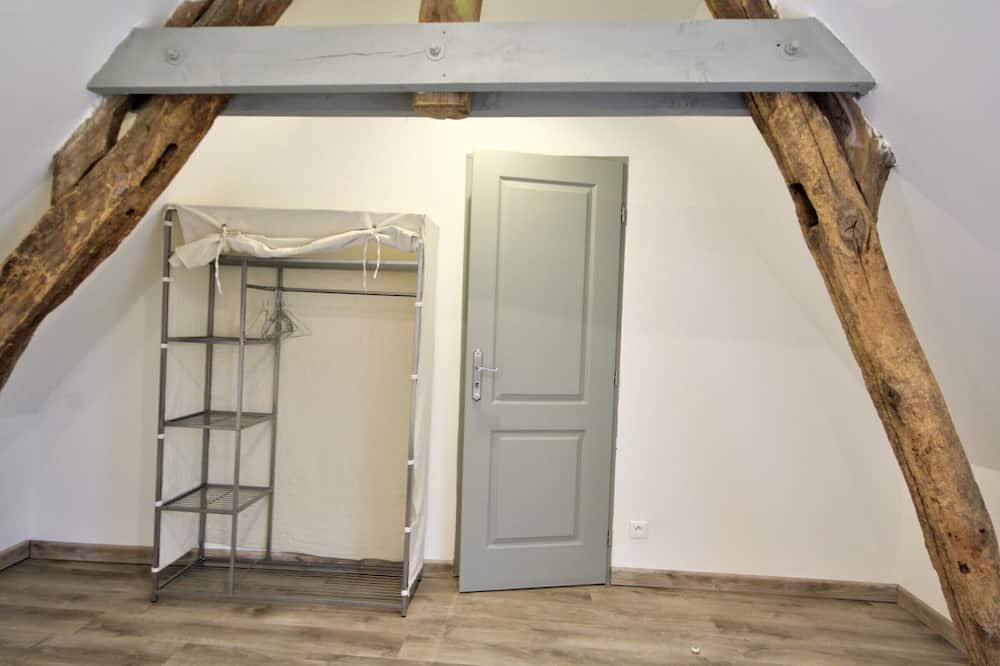 Photo of Bedroom in Envermeu
