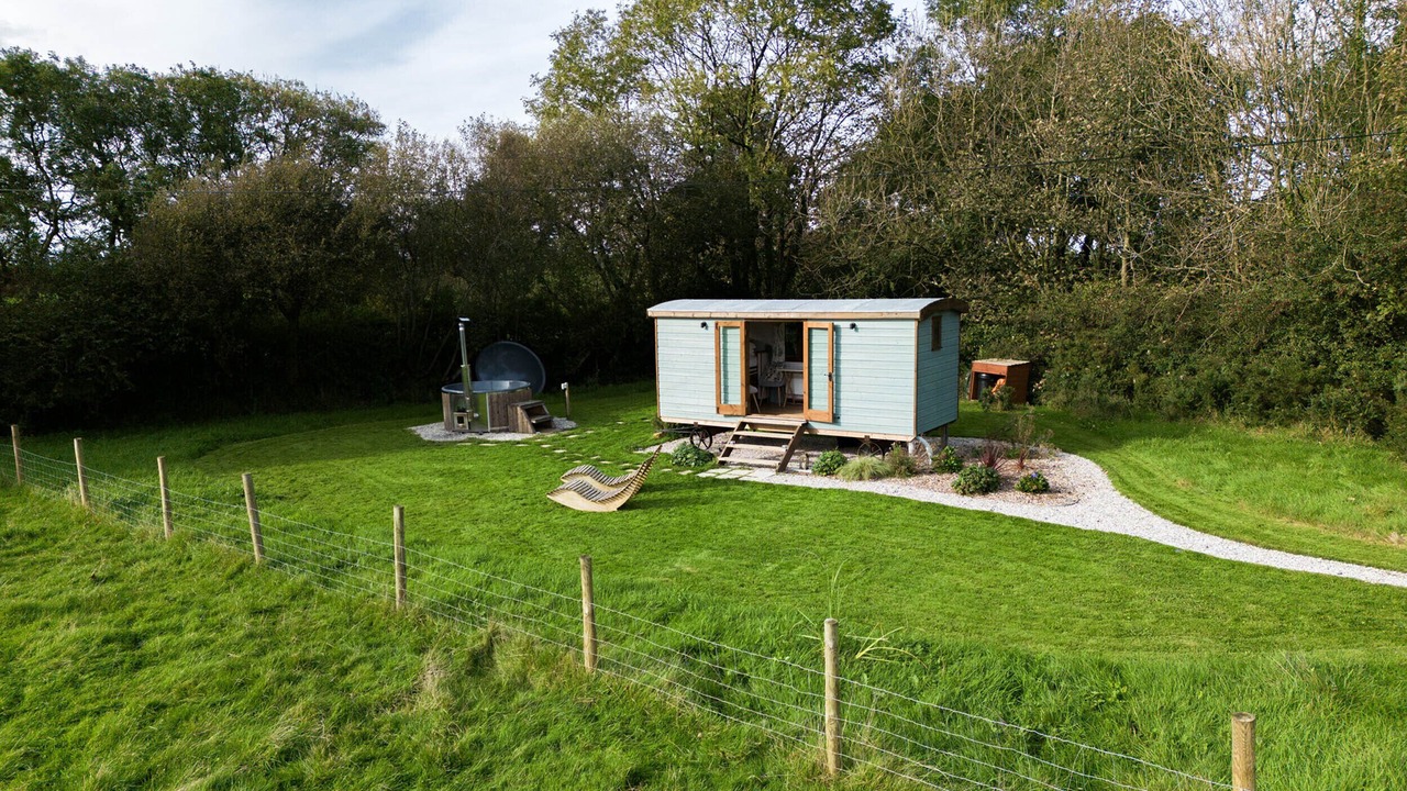 Photo of Outdoor in Brazzacott