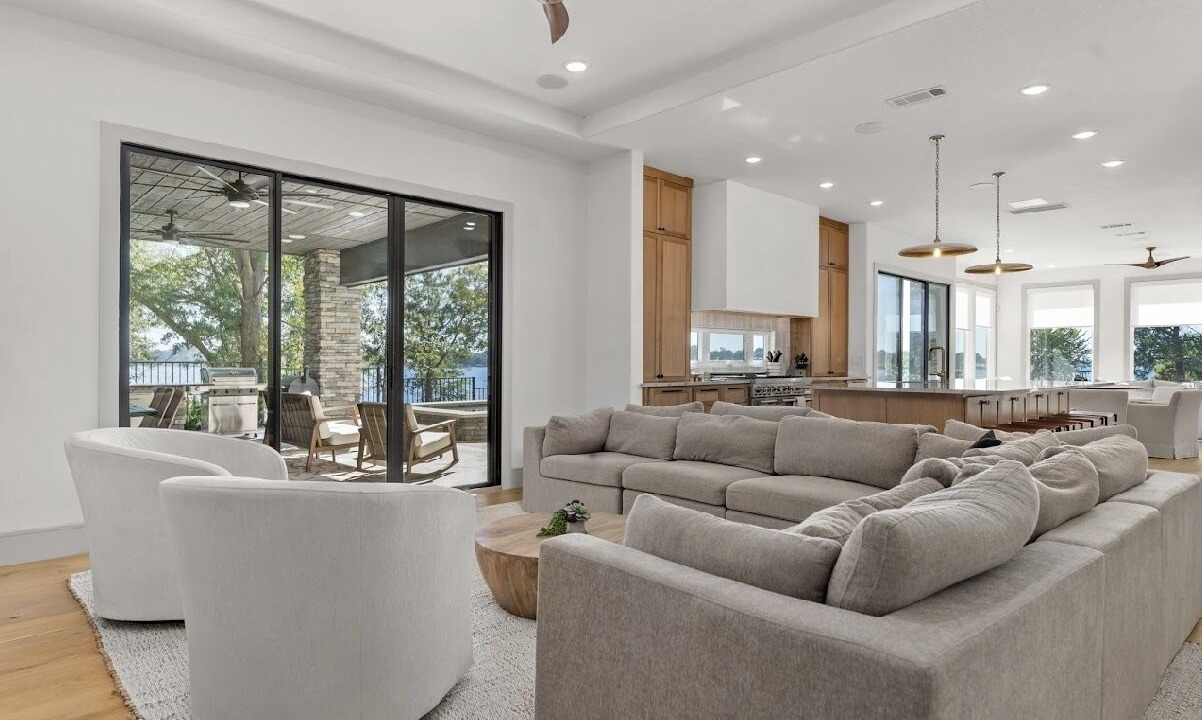 Photo of Livingroom in Caney City