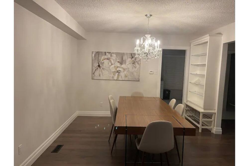 Photo of Kitchen in Halton Regional Municipality