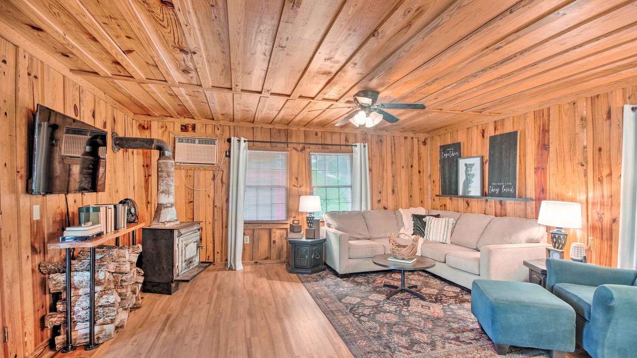 Photo of Livingroom in St. Joseph