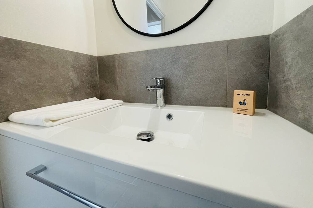 Photo of Bathroom in Chambray-les-Tours