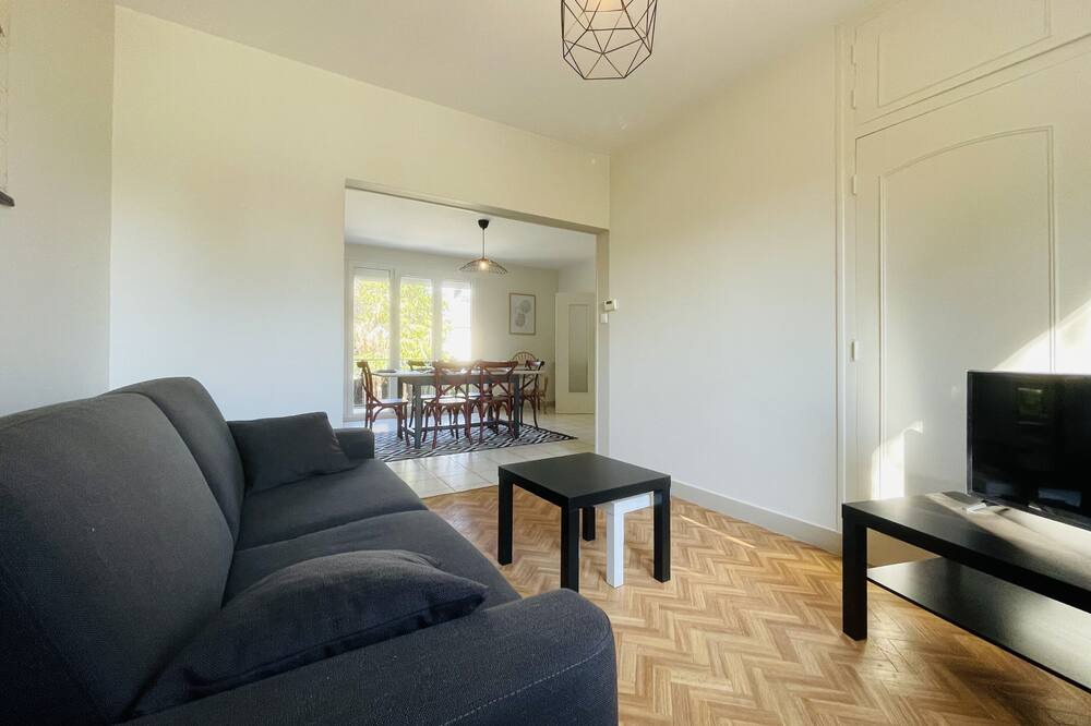 Photo of Livingroom in Chambray-les-Tours