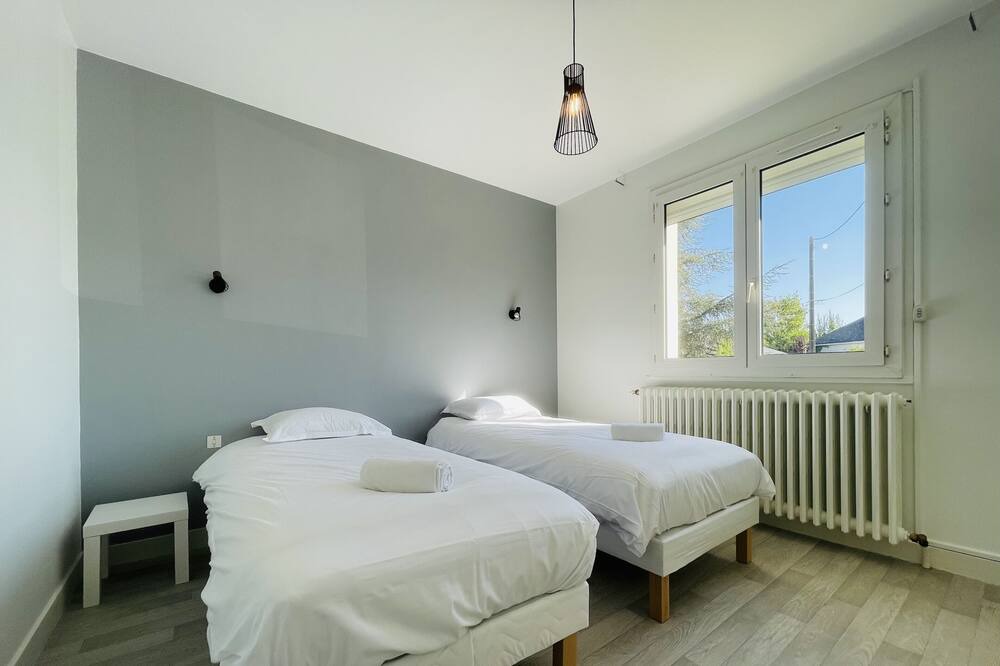 Photo of Bedroom in Chambray-les-Tours