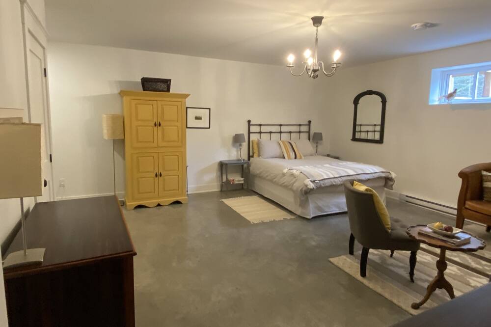 Photo of Bedroom in La Peche