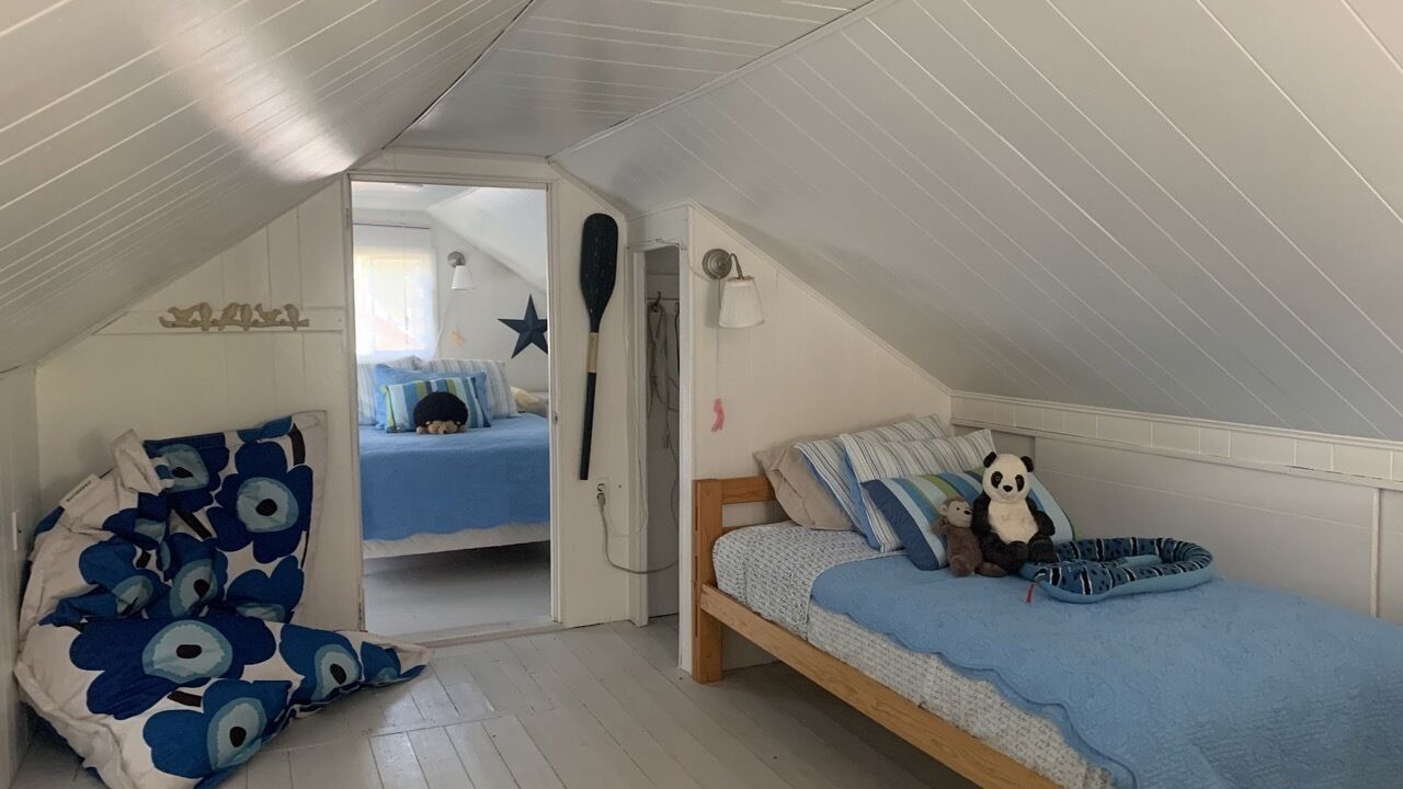 Photo of Bedroom in West Lake