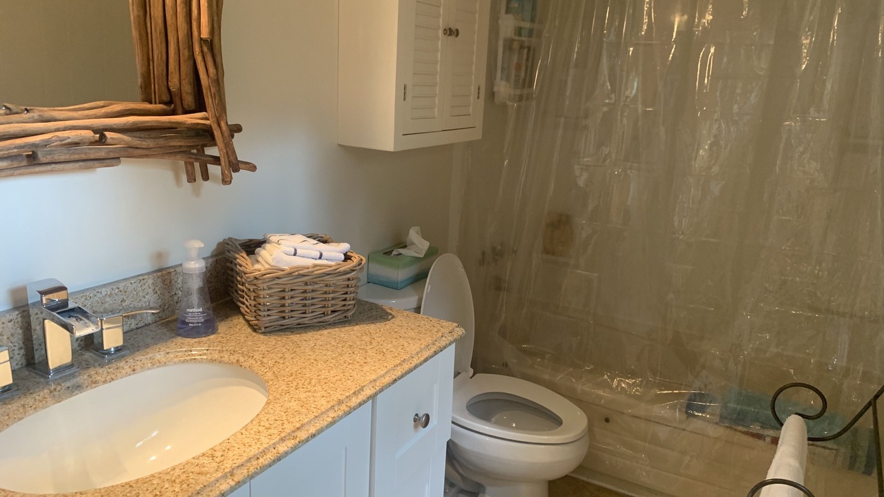 Photo of Bathroom in West Lake