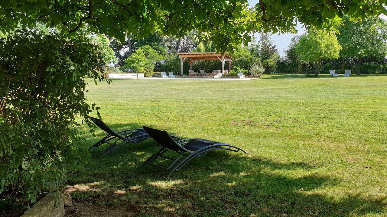 Photo of Outdoor in Blace