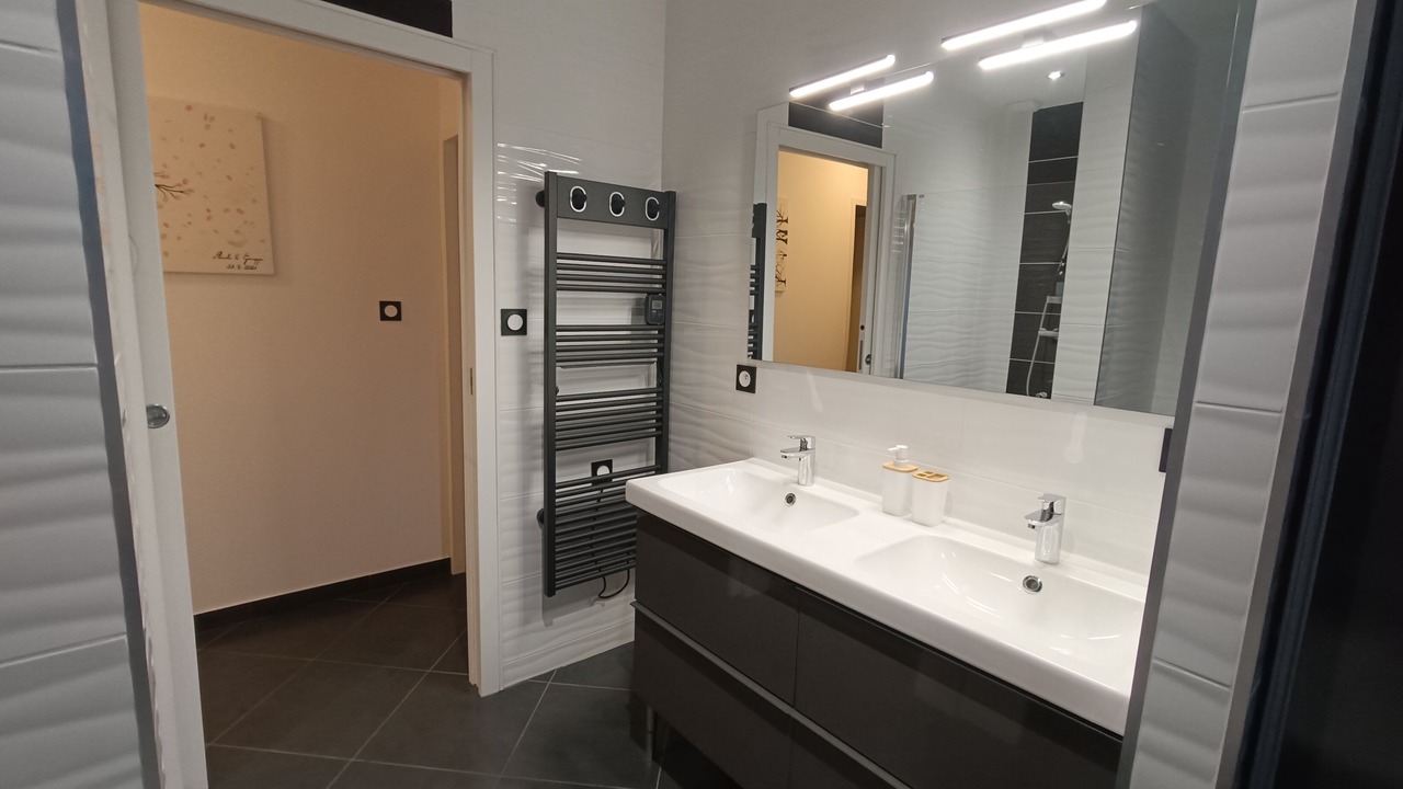 Photo of Others in Le Fenouiller