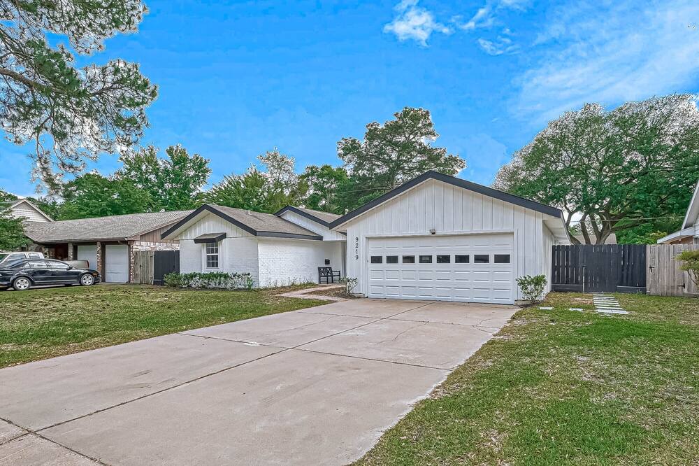 Photo of Outdoor in Spring Branch Central