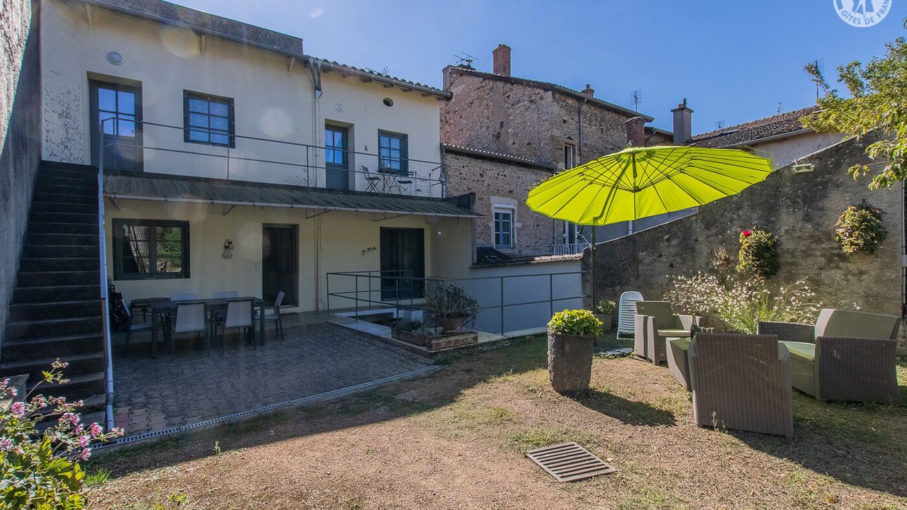 Photo of Outdoor in Cluny