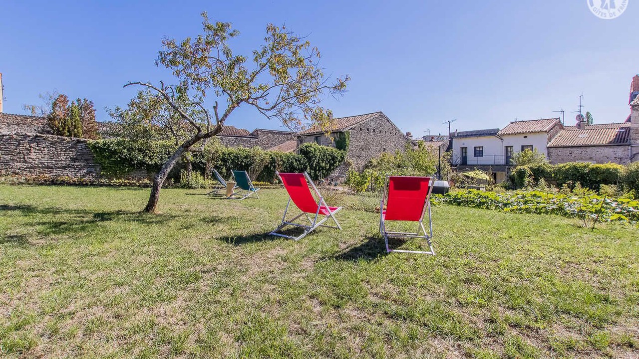 Photo of Others in Cluny