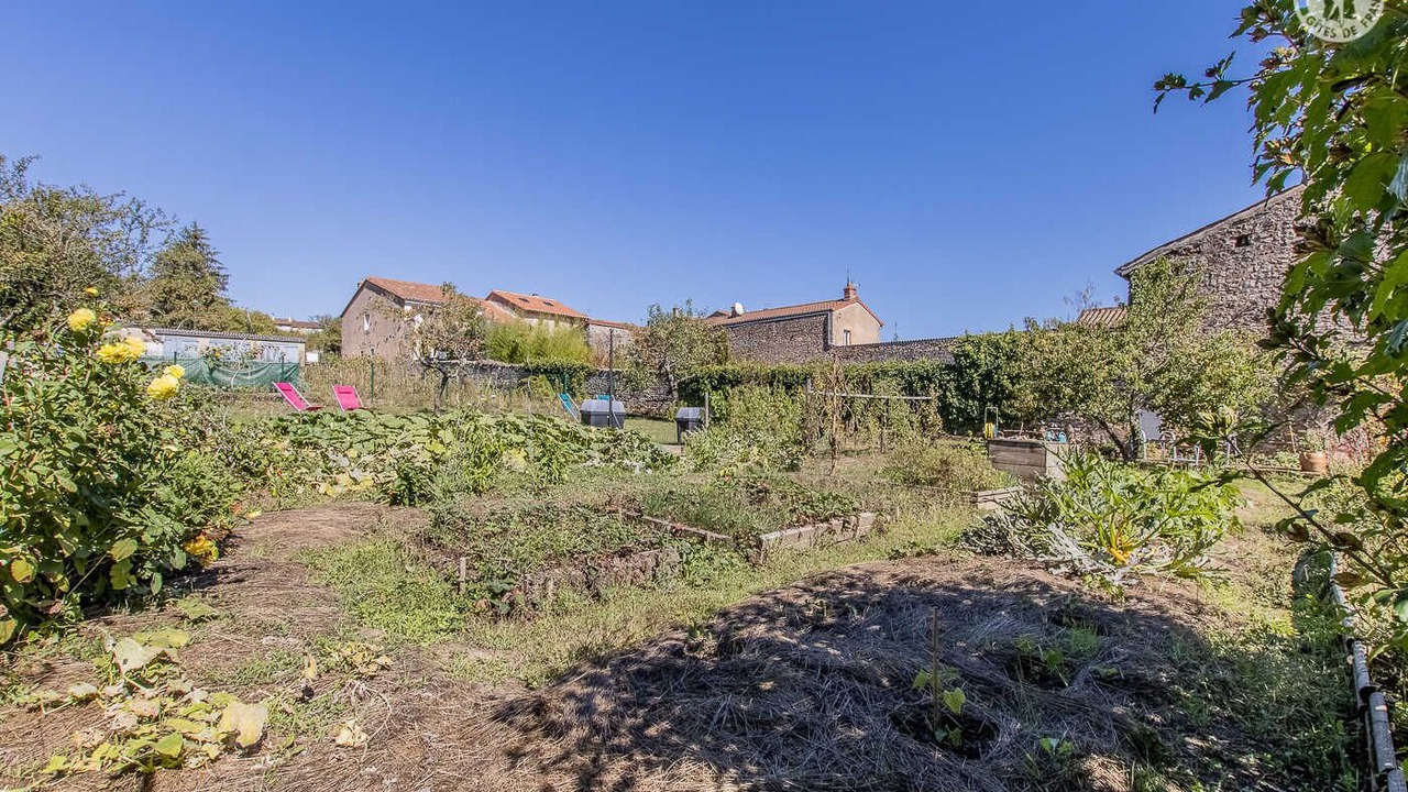 Photo of Outdoor in Cluny