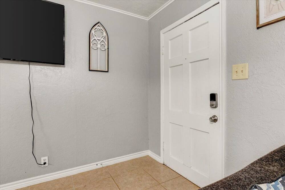 Photo of Livingroom in Groves