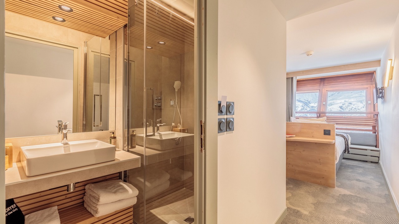 Photo of Bathroom in Arc-1600