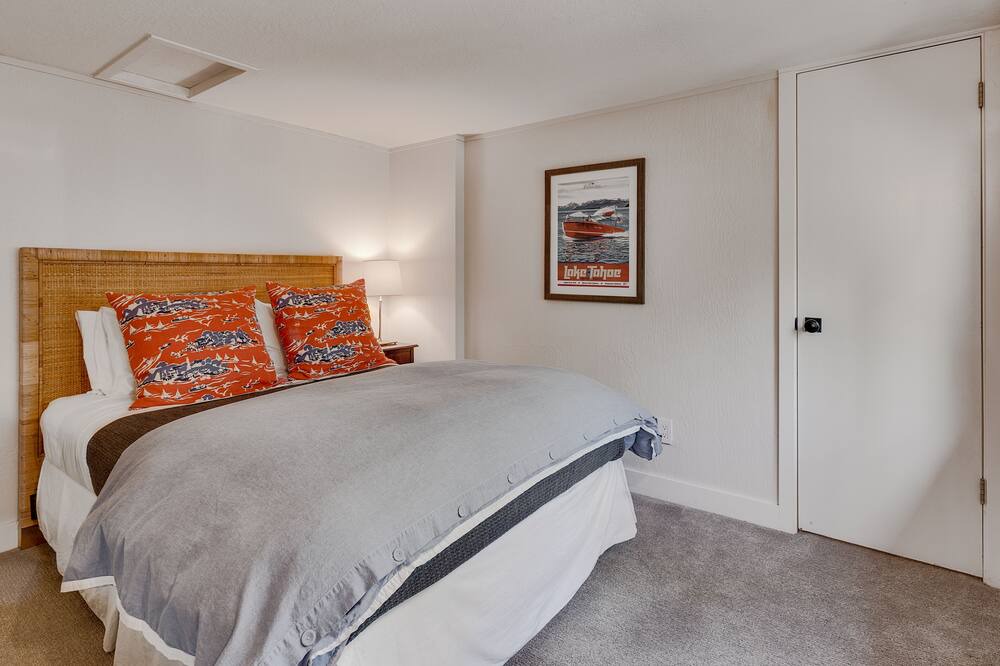 Photo of Bedroom in Tahoe Pines
