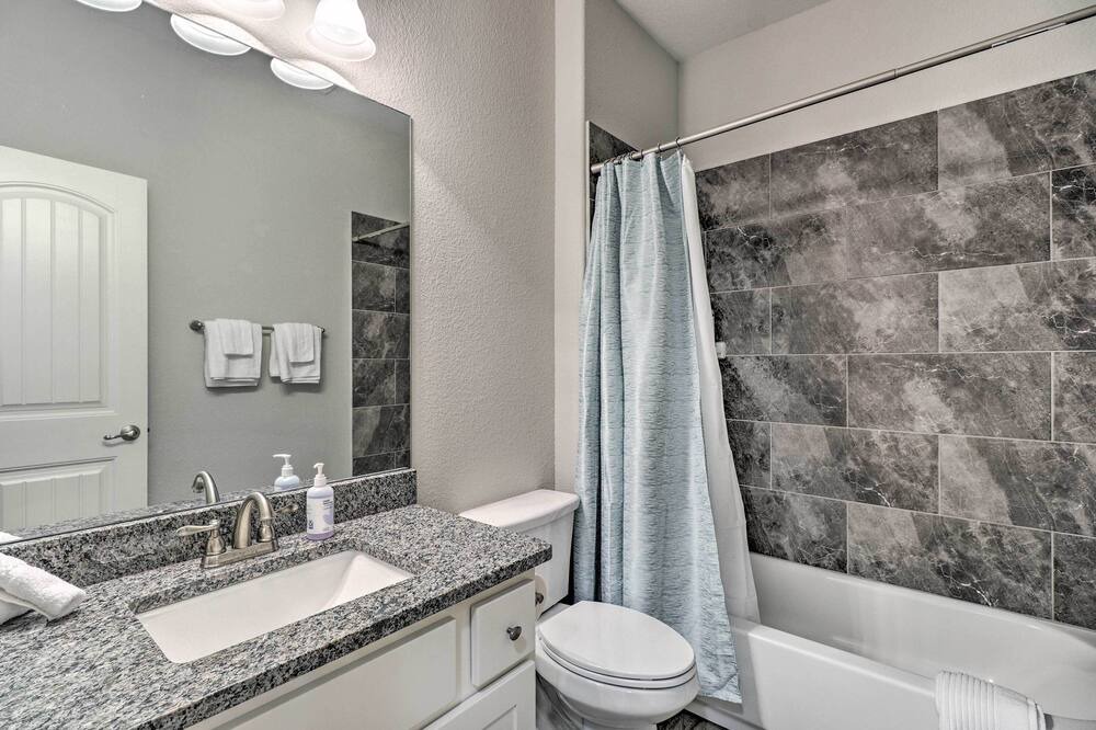 Photo of Bathroom in Pflugerville