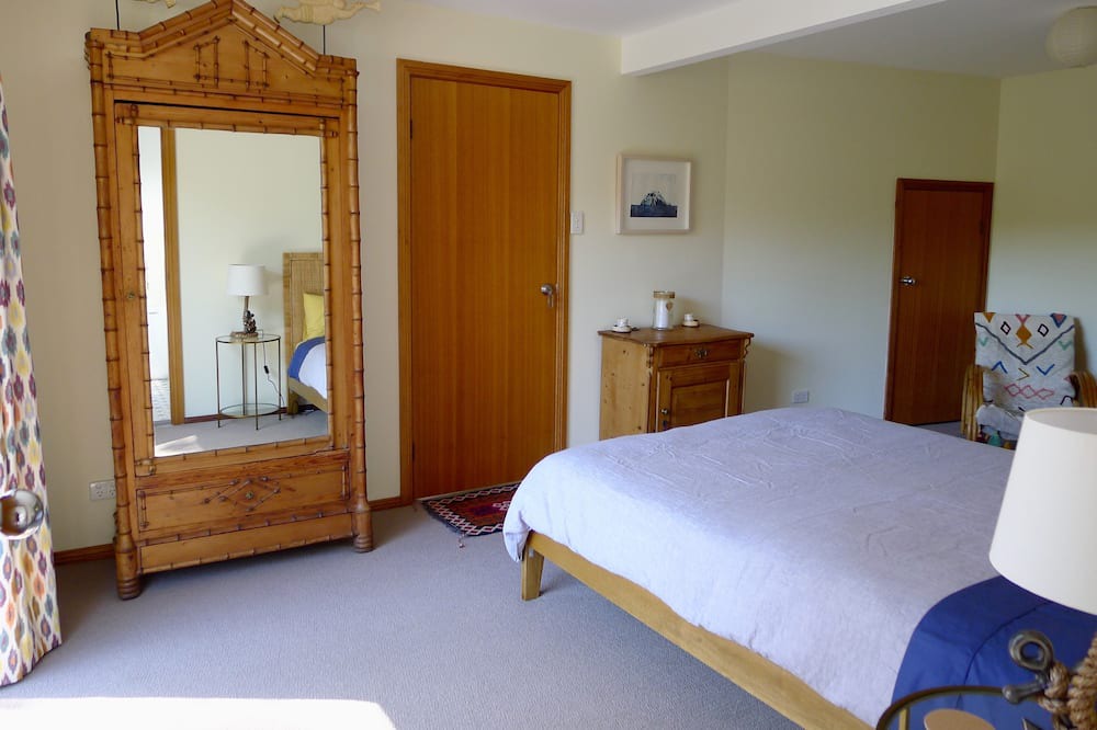Photo of Bedroom in Phegans Bay