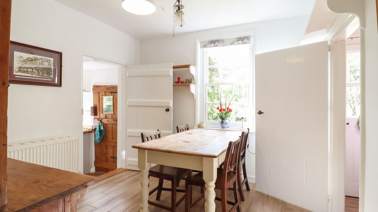 Photo of Others in Bures