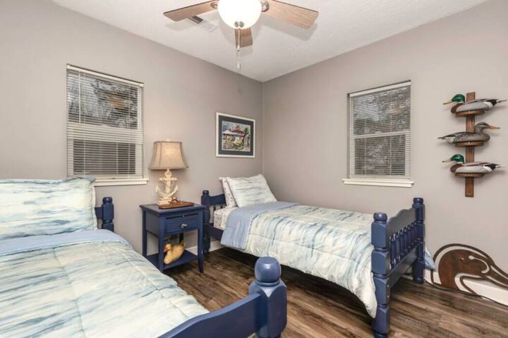 Photo of Others in Nashport