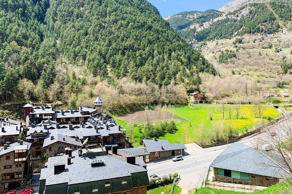 Photo of Others in Arinsal