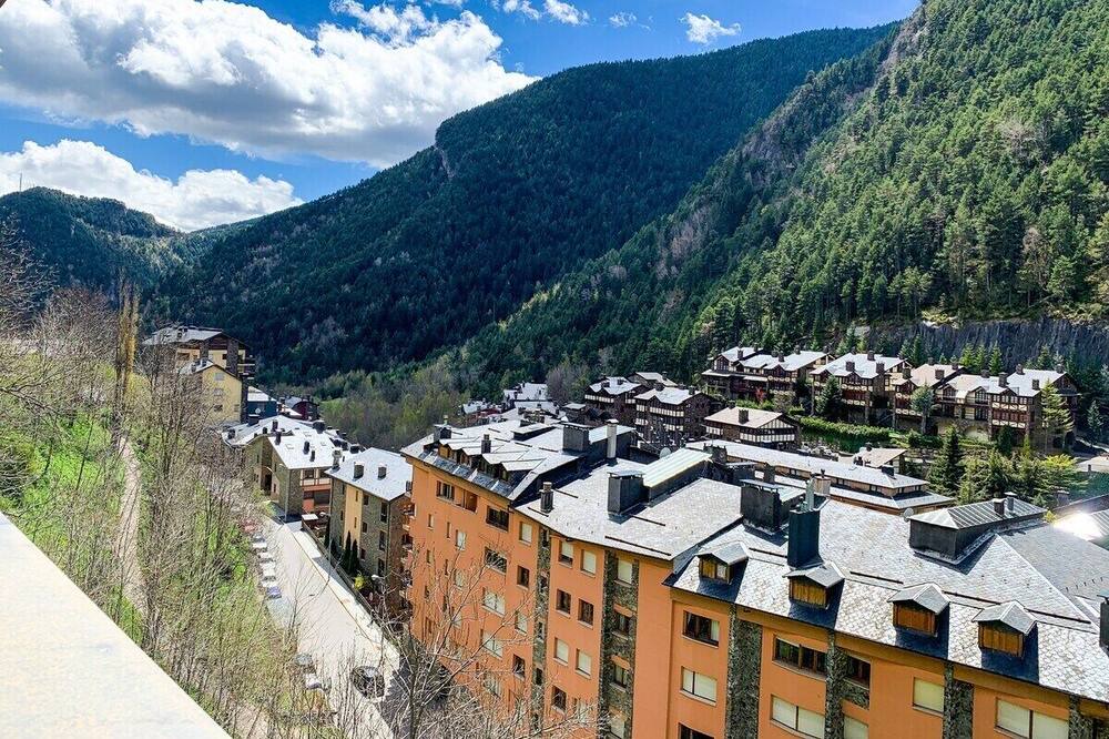 Photo of Others in Arinsal