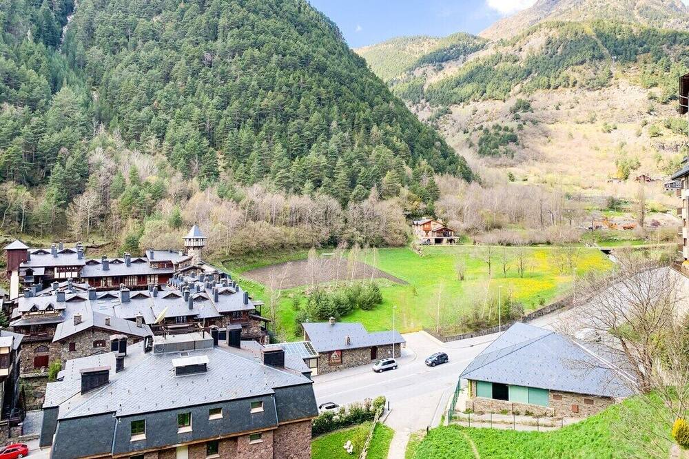 Photo of Others in Arinsal