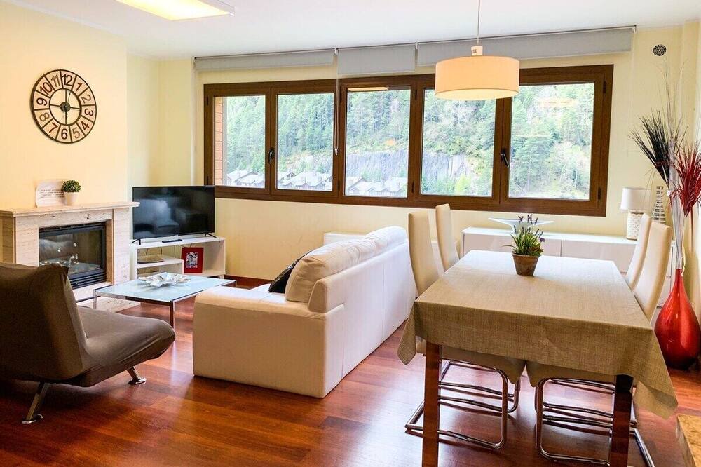 Photo of Livingroom in Arinsal