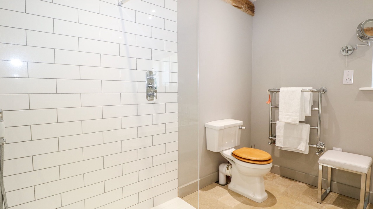 Photo of Others in Alresford